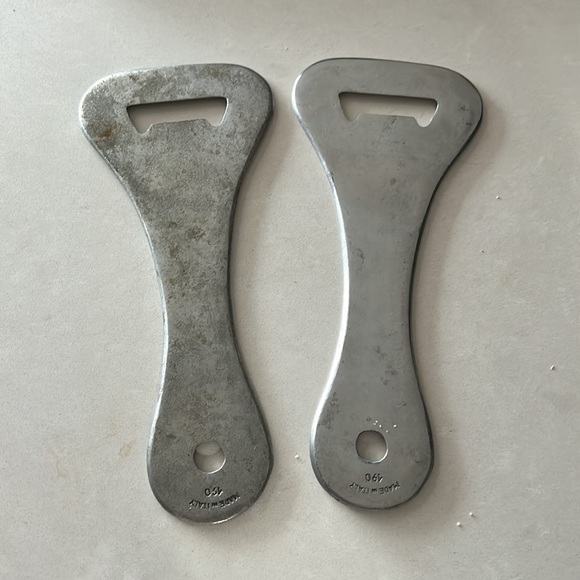 Vintage Large aluminum bottle opener circa  1970s. Made in Italy set of 2 - Picture 2 of 3
